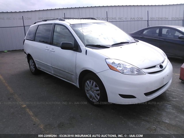 5TDZK23C58S129976 - 2008 TOYOTA SIENNA CE/LE WHITE photo 1