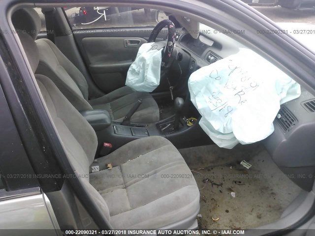 4T1BG22K3YU648057 - 2000 TOYOTA CAMRY CE/LE/XLE ნაცრისფერი ფოტო 5