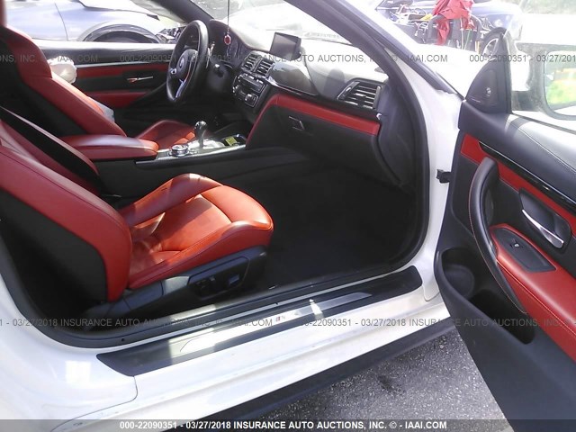 WBS3R9C52FK332574 - 2015 BMW M4 WHITE photo 5