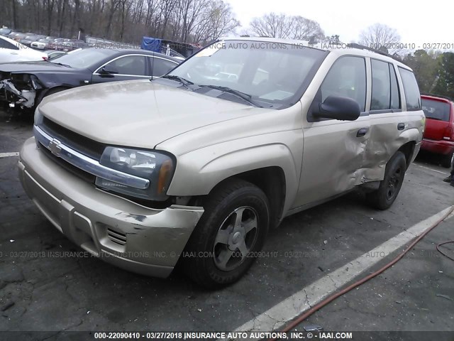 1GNDS13S062308563 - 2006 CHEVROLET TRAILBLAZER LS/LT TAN photo 2