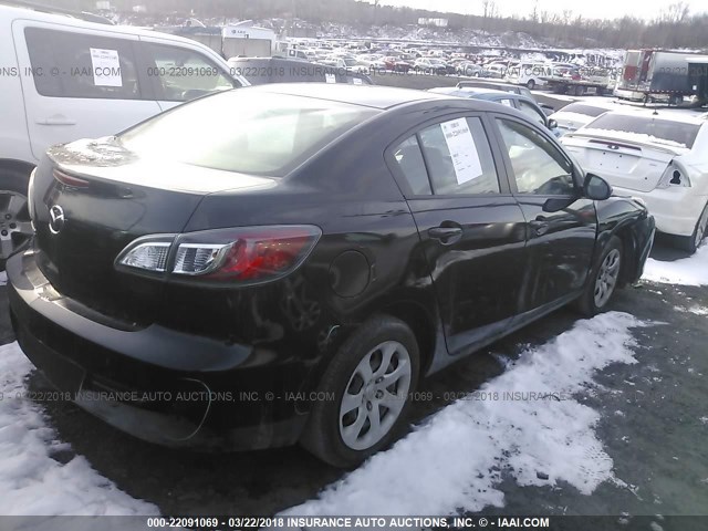 JM1BL1TG2D1774362 - 2013 MAZDA 3 I BLACK photo 4