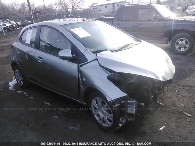 JM1DE1KY2D0155487 - 2013 MAZDA MAZDA2 GRAY photo 1