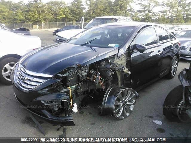 5NPEC4AC3CH349173 - 2012 HYUNDAI SONATA SE/LIMITED BLACK photo 2