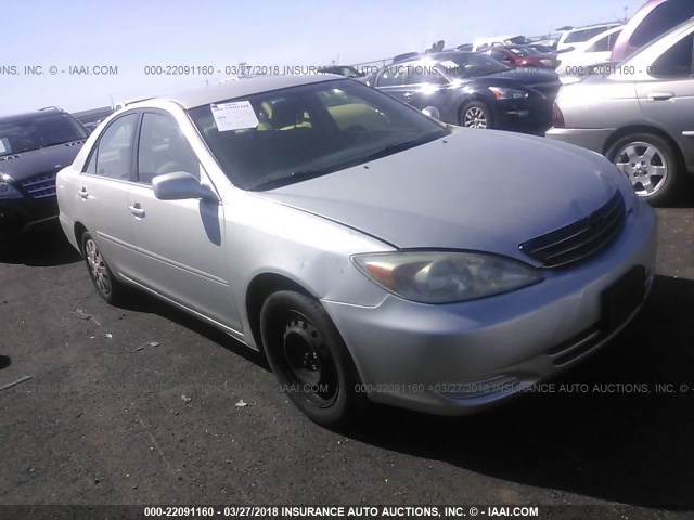 4T1BE30K43U754945 - 2003 TOYOTA CAMRY LE/XLE/SE SILVER photo 1