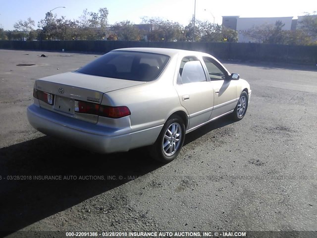 JT2BF22K410336987 - 2001 TOYOTA CAMRY CE/LE/XLE GOLD photo 4