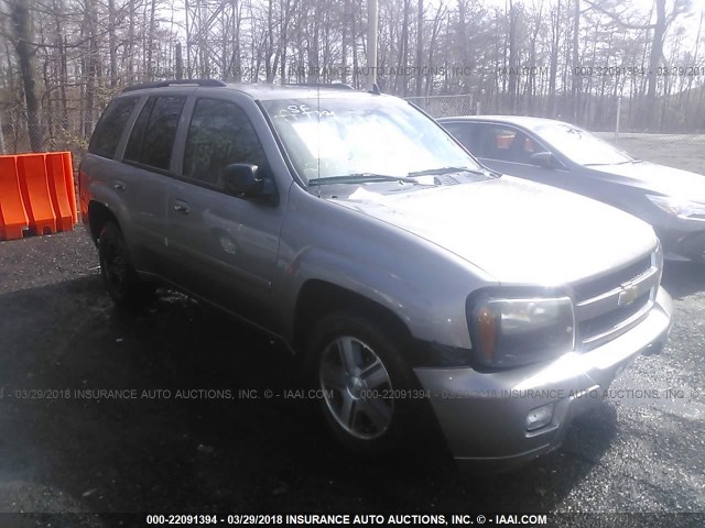 1GNDT13S572136061 - 2007 CHEVROLET TRAILBLAZER LS/LT GRAY photo 1