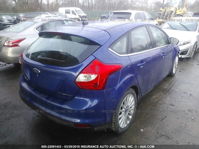 1FAHP3N25CL462797 - 2012 FORD FOCUS TITANIUM BLUE photo 4