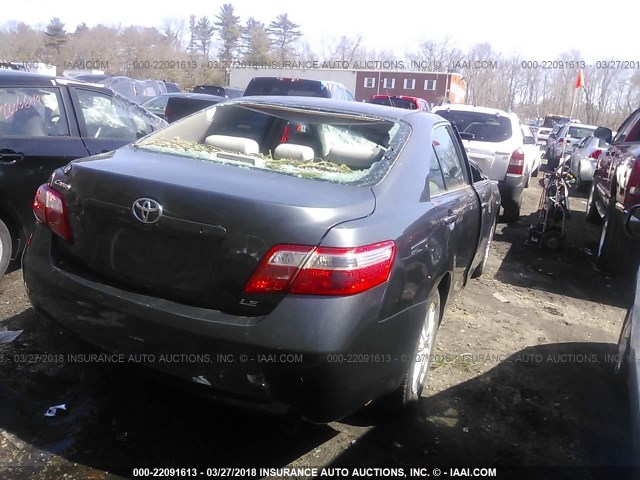 4T1BE46K17U723493 - 2007 TOYOTA CAMRY NEW GENERAT CE/LE/XLE/SE GRAY photo 4