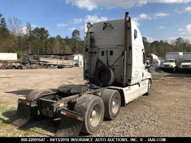 1FUJGLDR7BLAV3057 - 2011 FREIGHTLINER CASCADIA 125  WHITE photo 1