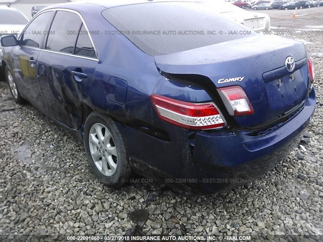 4T1BF3EK0BU712809 - 2011 TOYOTA CAMRY SE/LE/XLE BLUE photo 6