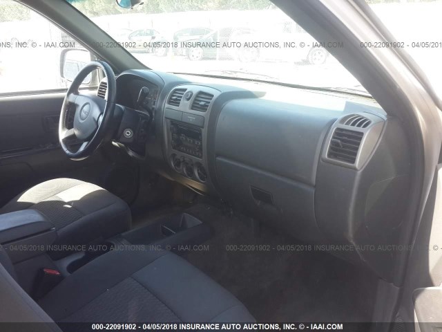 1GTCS136668224168 - 2006 GMC CANYON SILVER photo 5