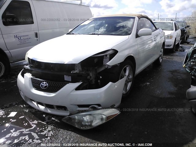 4T1FA38P38U136407 - 2008 TOYOTA CAMRY SOLARA SE/SLE/SPORT WHITE photo 2