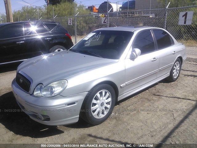 KMHWF35H55A106174 - 2005 HYUNDAI SONATA GLS/LX SILVER photo 2