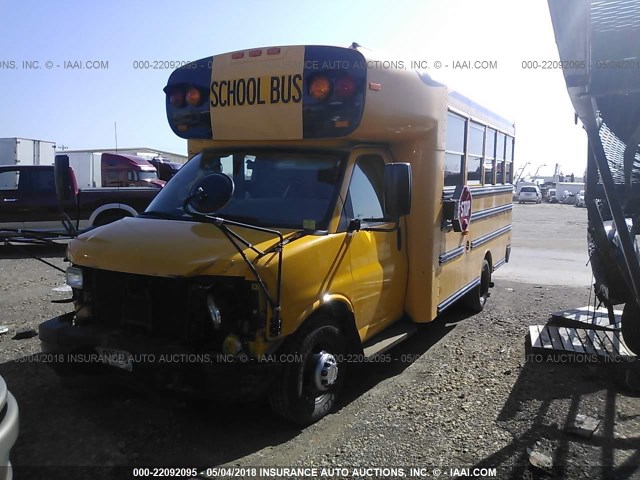 1GB6G3AG6A1105189 - 2010 CHEVROLET EXPRESS G3500  YELLOW photo 2