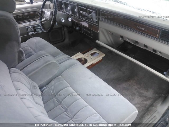 1MRBP95F5CY654095 - 1982 LINCOLN MARK VI TAN photo 5