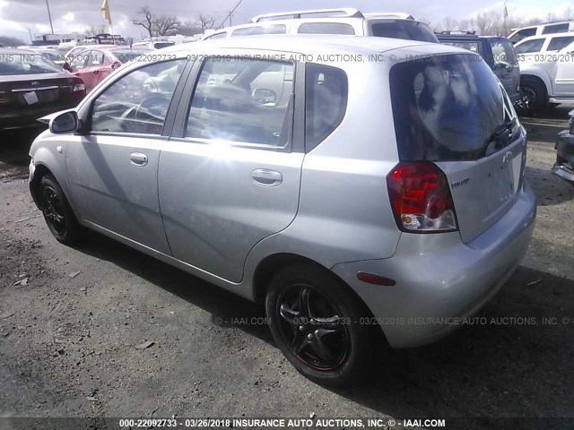 KL1TD62685B413406 - 2005 CHEVROLET AVEO LS SILVER photo 3