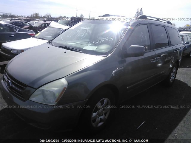 KNDMB233086195197 - 2008 KIA SEDONA EX/LX GRAY photo 2