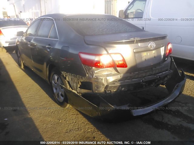 JTNBK46K873025641 - 2007 TOYOTA CAMRY NEW GENERAT LE/XLE/SE GRAY photo 3