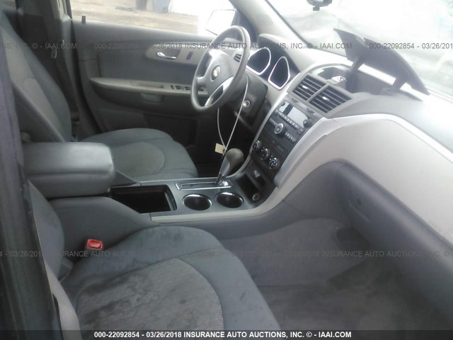 1GNER13D89S136899 - 2009 CHEVROLET TRAVERSE LS GRAY photo 5