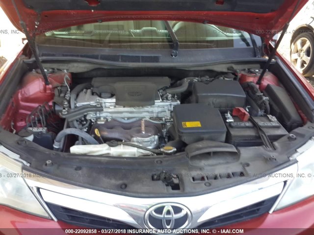 4T1BF1FK8EU826838 - 2014 TOYOTA CAMRY L/SE/LE/XLE RED photo 10