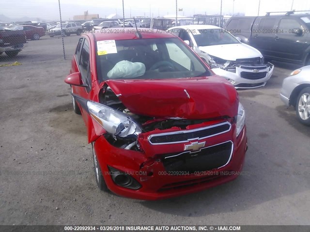 KL8CD6S98FC741366 - 2015 CHEVROLET SPARK 1LT RED photo 6