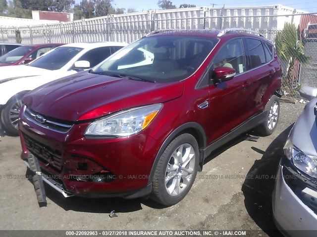 1FMCU0JX6GUC00005 - 2016 FORD ESCAPE TITANIUM RED photo 2