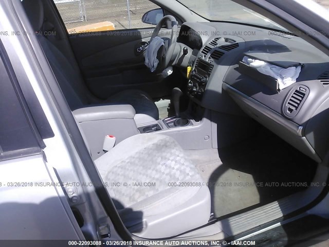 1G1ZT54845F191849 - 2005 CHEVROLET MALIBU LS ვერცხლისფერი ფოტო 5