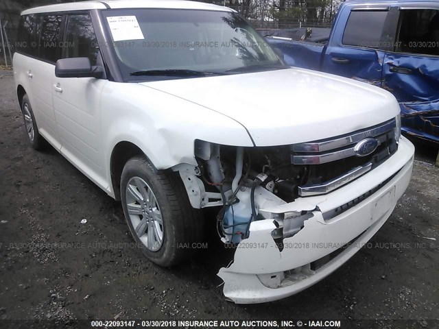 2FMGK5BC6ABA70546 - 2010 FORD FLEX SE WHITE photo 6