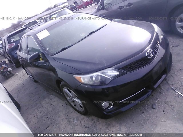 4T1BF1FK3DU705813 - 2013 TOYOTA CAMRY L/SE/LE/XLE 黑色 照片 1