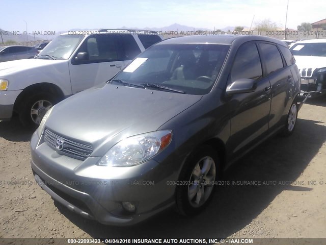 2T1KR30E97C640185 - 2007 TOYOTA COROLLA MATRIX XR GRAY photo 2