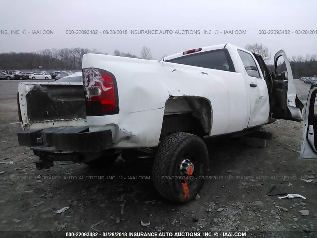 1GC4KVBG9AF127301 - 2010 CHEVROLET SILVERADO K2500 HEAVY DUTY WHITE photo 4