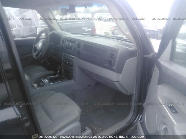 1J8HH48K67C538051 - 2007 JEEP COMMANDER BLACK photo 5