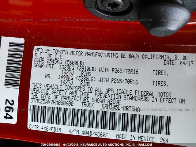 3TMCZ5AN7HM088600 - 2017 TOYOTA TACOMA DBL CAB/SR/TRDSPT/OR/PRO ნარინჯისფერი ფოტო 9