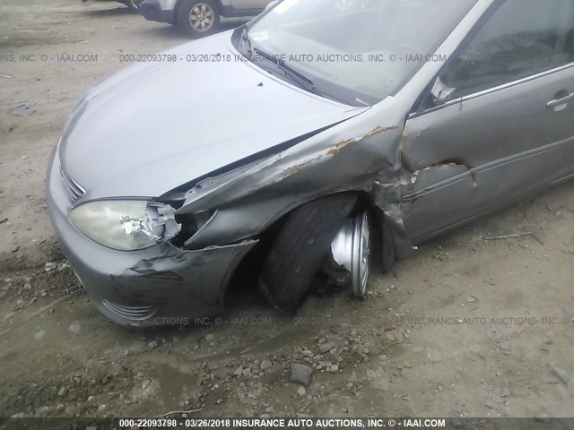 4T1BF30K55U621112 - 2005 TOYOTA CAMRY LE/XLE/SE GRAY photo 6