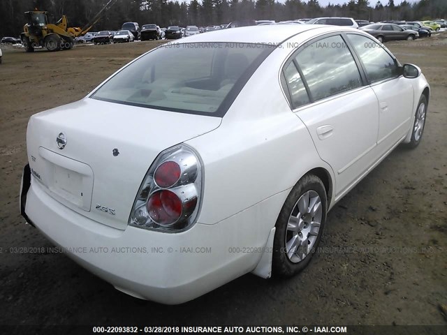 1N4AL11D95C136223 - 2005 NISSAN ALTIMA S/SL WHITE photo 4