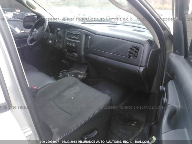 1D7HA18K05J623900 - 2005 DODGE RAM 1500 ST GRAY photo 5