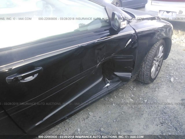 YV1MC67298J056750 - 2008 VOLVO C70 T5 BLACK photo 6