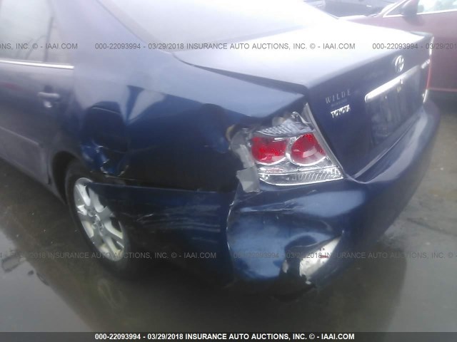 4T1BF30K15U084741 - 2005 TOYOTA CAMRY LE/XLE/SE 深蓝色 照片 6