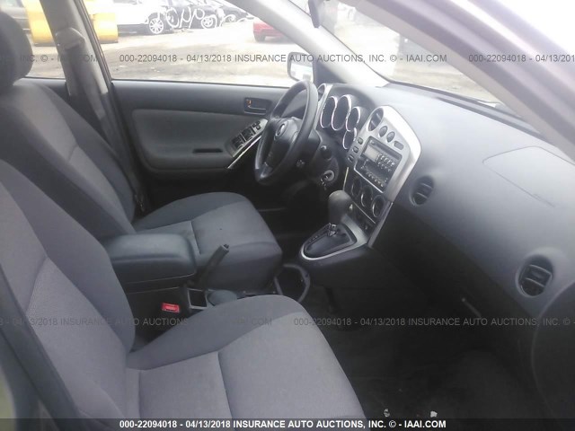 5Y2SL628X3Z438322 - 2003 PONTIAC VIBE GRAY photo 5