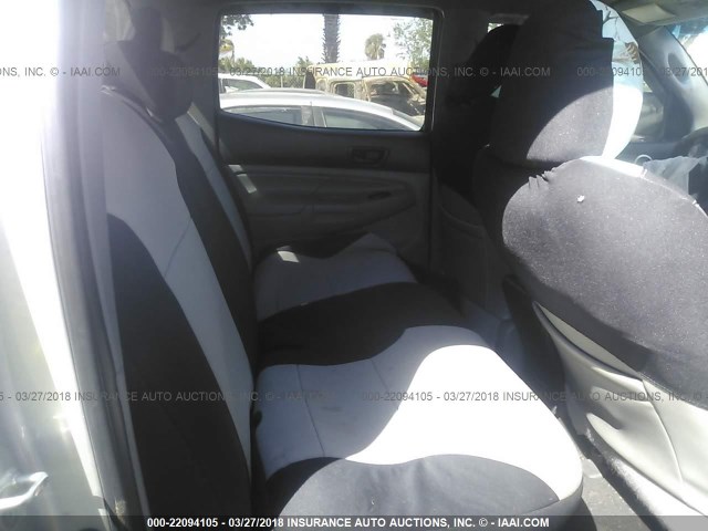 5TFLU4EN0DX054568 - 2013 TOYOTA TACOMA DOUBLE CAB ვერცხლისფერი ფოტო 8