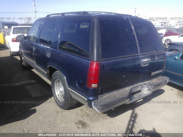 1GNEC13RXXJ529450 - 1999 CHEVROLET TAHOE C1500 BLUE photo 3