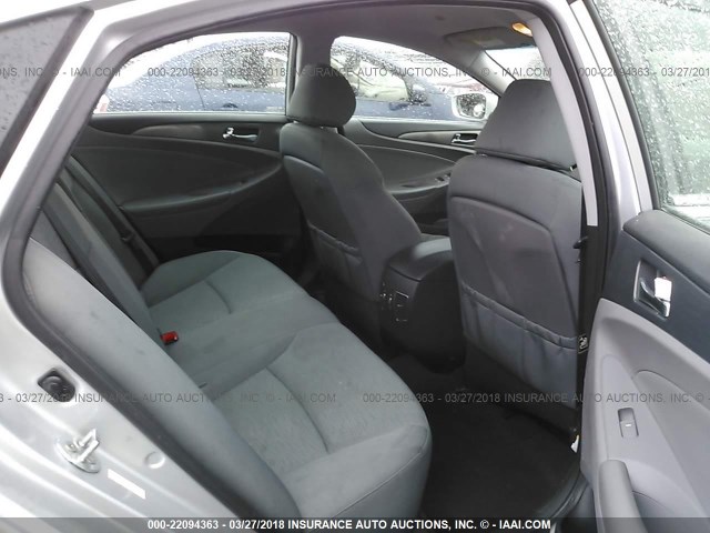 KMHEC4A48CA025843 - 2012 HYUNDAI SONATA HYBRID SILVER photo 8