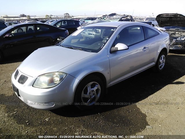 1G2AL18FX87213877 - 2008 PONTIAC G5 SILVER photo 2