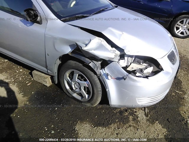 1G2AL18FX87213877 - 2008 PONTIAC G5 SILVER photo 6