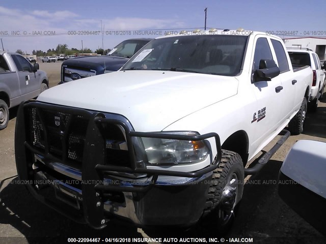 3C63R3GL2EG156247 - 2014 RAM 3500 ST WHITE photo 2