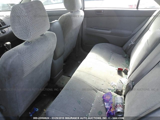 JTDBE32K020096189 - 2002 TOYOTA CAMRY LE/XLE/SE 银色 照片 8