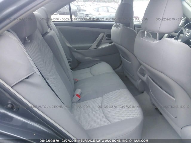 4T1BF3EKXAU518304 - 2010 TOYOTA CAMRY SE/LE/XLE GRAY photo 8