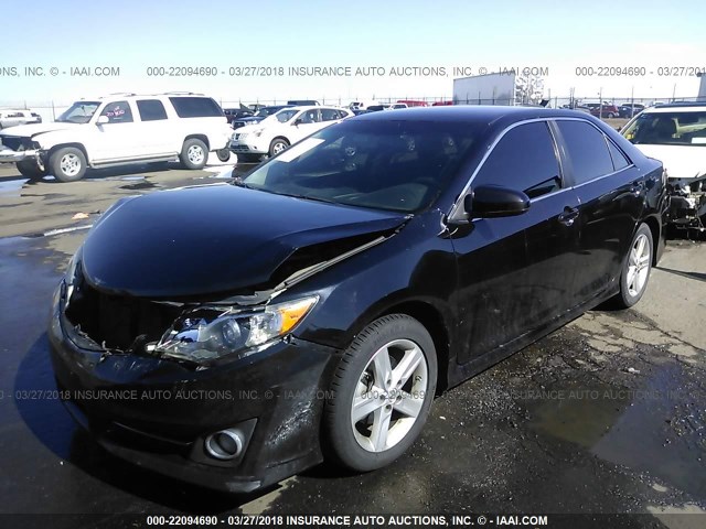 4T1BF1FK9EU435472 - 2014 TOYOTA CAMRY L/SE/LE/XLE 黑色 照片 2