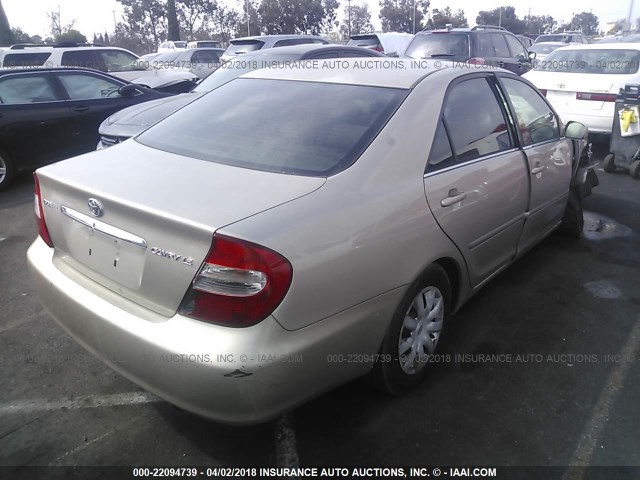 4T1BE32K25U597447 - 2005 TOYOTA CAMRY LE/XLE/SE შამპანური ფოტო 4