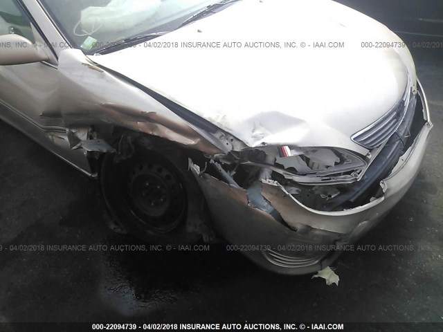 4T1BE32K25U597447 - 2005 TOYOTA CAMRY LE/XLE/SE შამპანური ფოტო 6